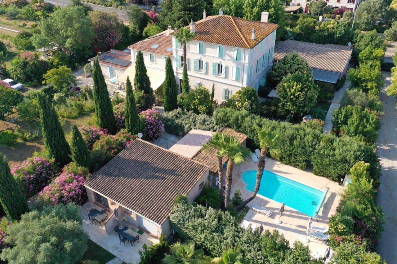 Domaine De L'Aufrene Bed and Breakfast Hyères Eksteriør billede