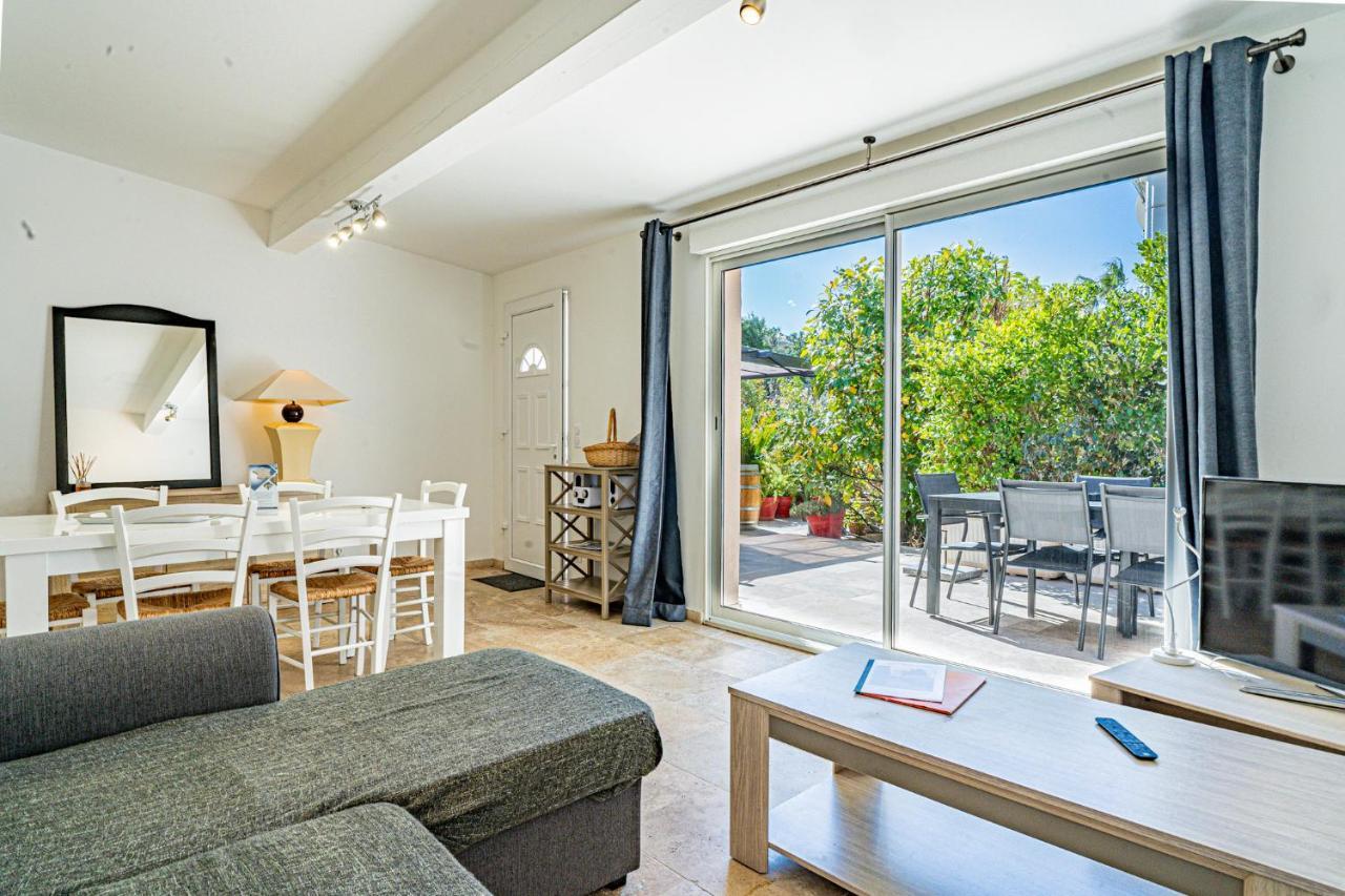 Domaine De L'Aufrene Bed and Breakfast Hyères Eksteriør billede