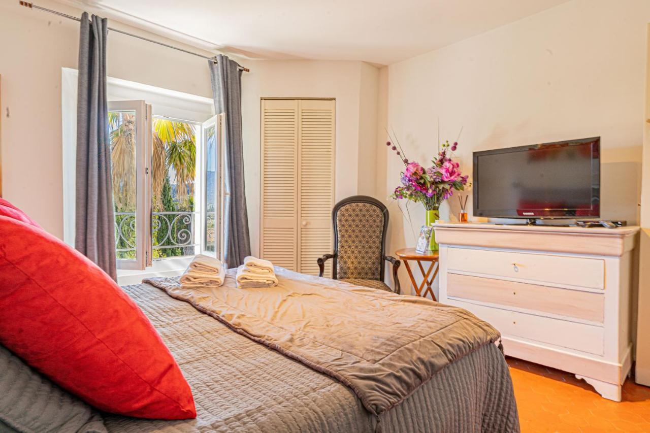 Domaine De L'Aufrene Bed and Breakfast Hyères Eksteriør billede